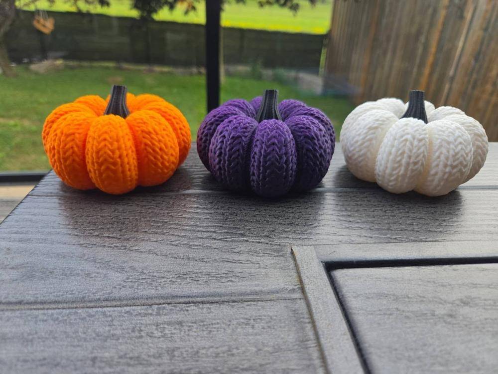 Textured Crochet Pumpkins for Fall Decor