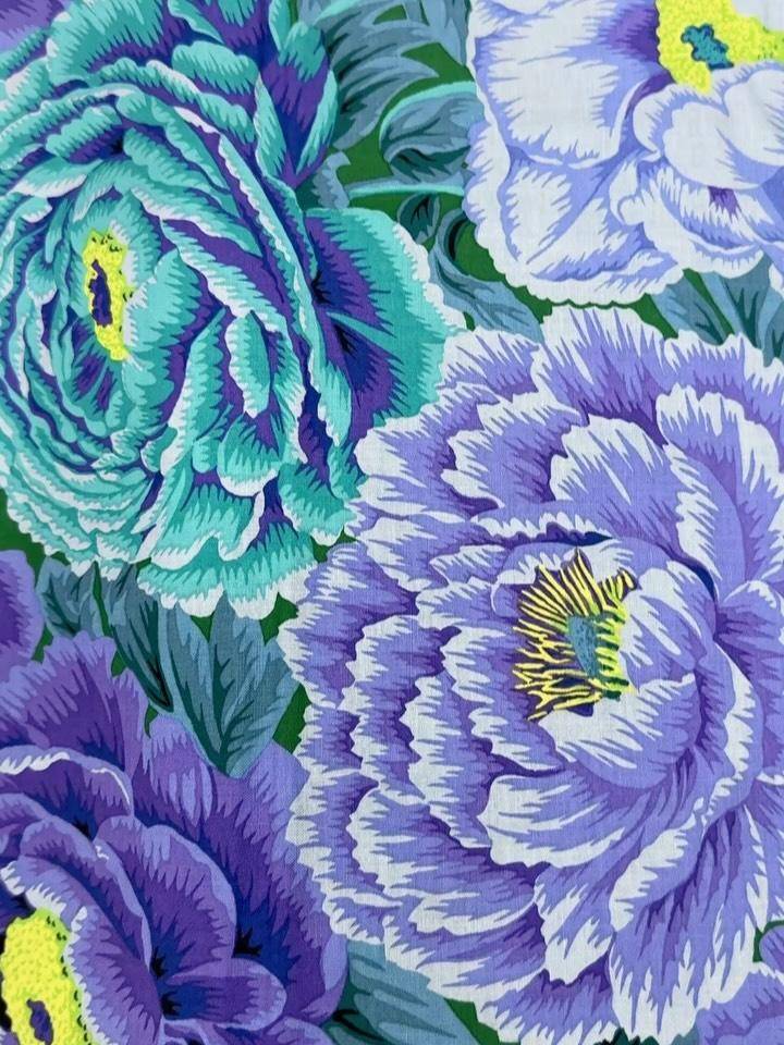 Vibrant Floral Fabric for Quilting