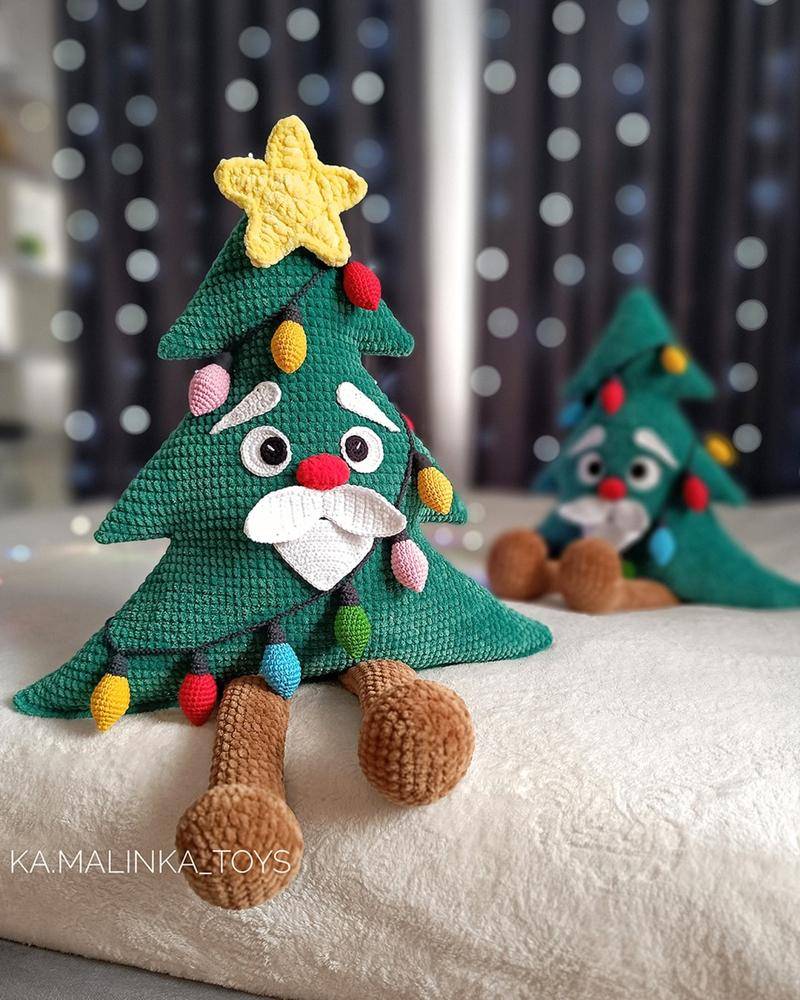 Whimsical Crochet Christmas Tree Pillow Pattern