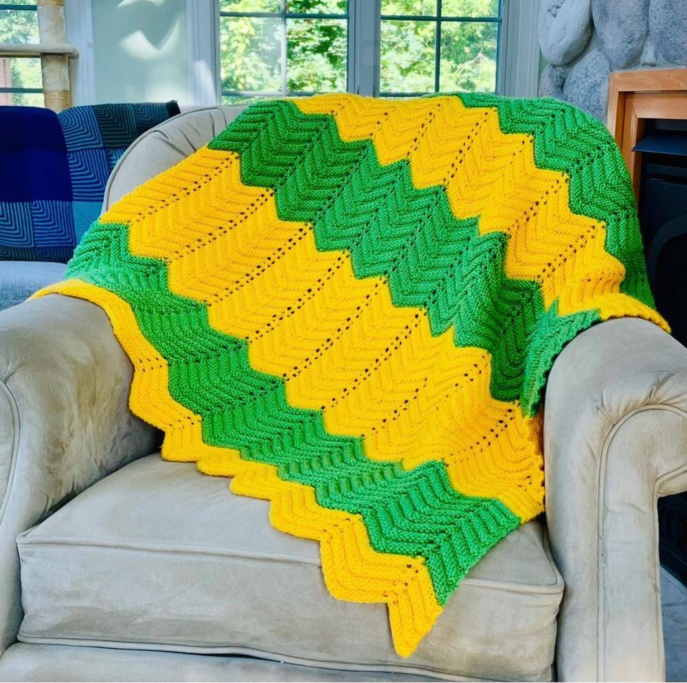Zigzag Chevron Knit Blanket